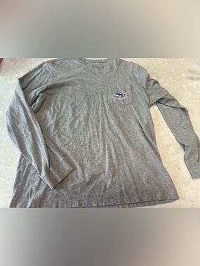 Vineyard Vines Heather Gray Long-Sleeve Pocket Tee with Whale Logo